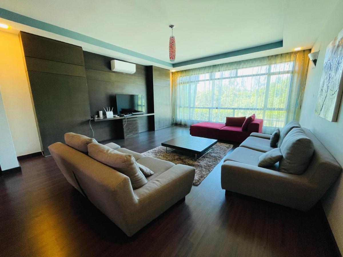 Aa Residen Luxury Condo Homestay 18Mins Walk Tanjung Aru Beach & Golf Course, Not Beach Side Resort Кота-Кинабалу Экстерьер фото