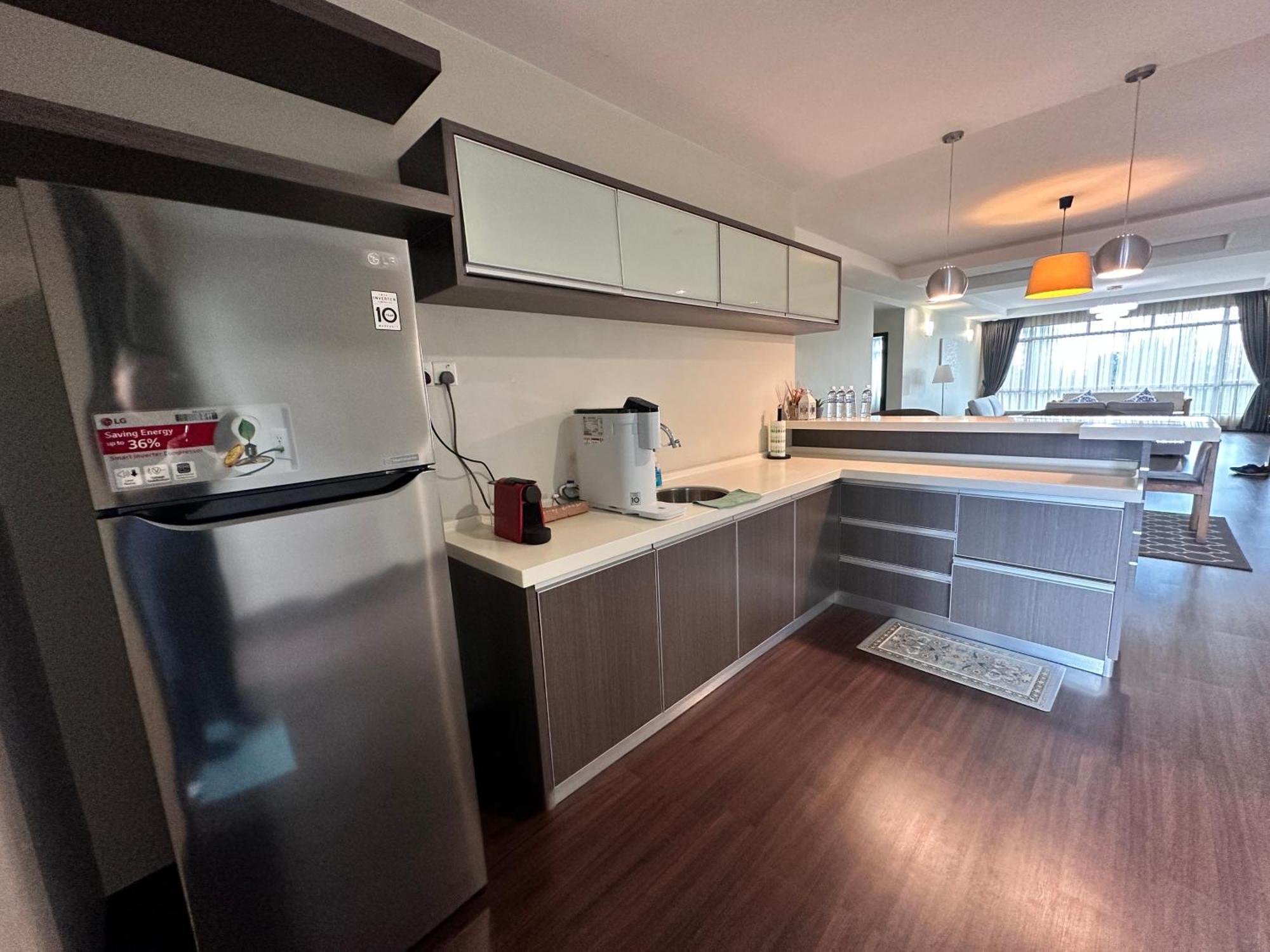 Aa Residen Luxury Condo Homestay 18Mins Walk Tanjung Aru Beach & Golf Course, Not Beach Side Resort Кота-Кинабалу Экстерьер фото